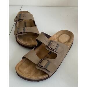 Cushionaire Women's Tan Faux Leather Lane Sandals Size 10M